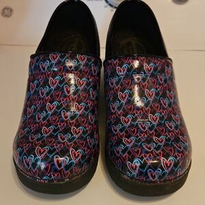 Easy Street Multicolor Heart Mules